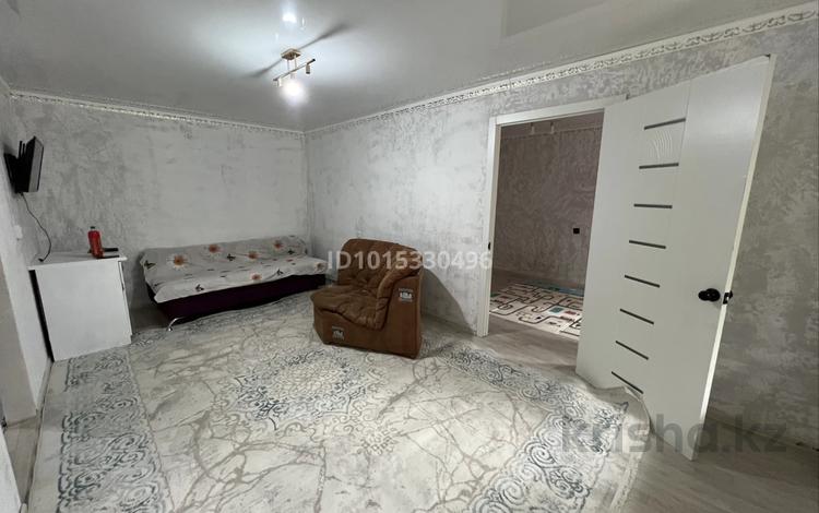 2-бөлмелі пәтер · 45 м² · 1/5 қабат, Маметова 54, бағасы: 150 000 ₸ в Уральске, мкр Школьник — фото 2