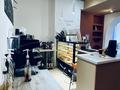 Еркін, кеңселер, дүкендер мен бутиктер, қоғамдық тамақтану орны, сұлулық салондары, медорталықтар мен дәріханалар, білім орталықтары, ойын-сауық, конференц-залдар, кабинеттер және жұмыс орындары · 88 м², бағасы: 600 000 ₸ в Атырау, мкр Нурсая — фото 3