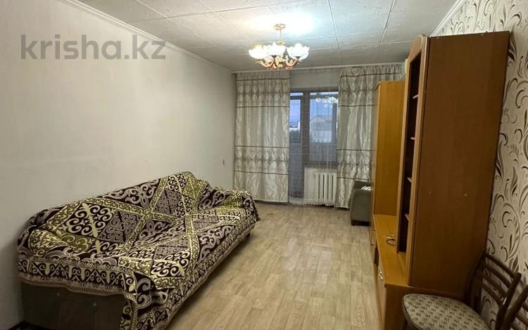 3-бөлмелі пәтер · 60 м² · 5/5 қабат, Самал 36, бағасы: 140 000 ₸ в Талдыкоргане, мкр Самал — фото 2