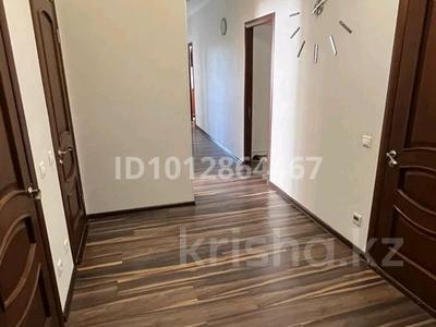 3-бөлмелі пәтер · 100 м² · 1/7 қабат, 15-й мкр 62 — Жк Оркен, бағасы: 300 000 ₸ в Актау