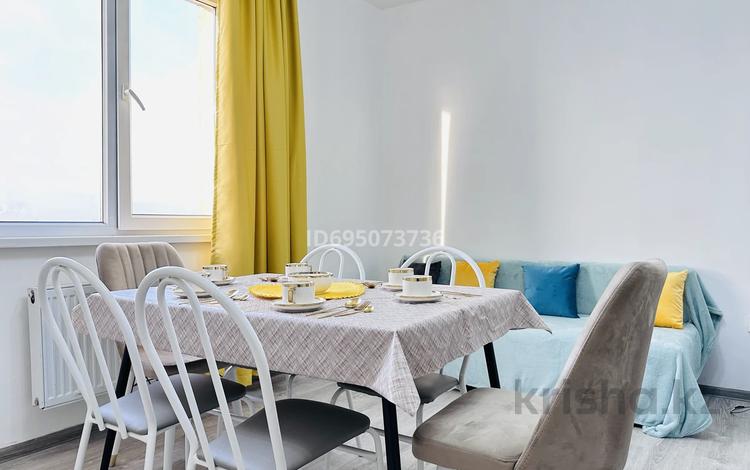 2-бөлмелі пәтер · 100 м² · 10/15 қабат, Толе би 273/11, бағасы: 24 900 ₸ в Алматы, Алмалинский р-н — фото 2