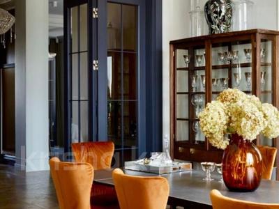 4-комнатная квартира · 325 м² · 7/7 этаж, Тайманова 136 за 550 млн 〒 в Алматы, Медеуский р-н