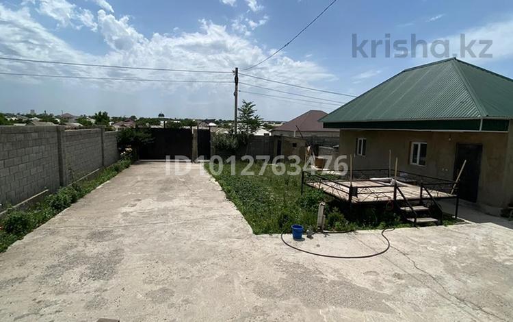 Отдельный дом · 4 комнаты · 130 м² · 8 сот., мкр Бозарык — Напротив супермаркет Жаналық за 250 000 ₸ в Шымкенте, Абайский р-н — фото 2