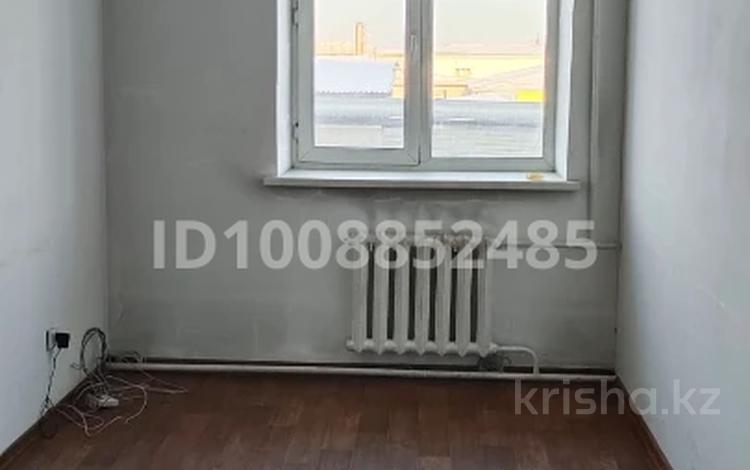 Свободное назначение, офисы, магазины и бутики, склады, кабинеты и рабочие места · 2000 м² за 2 млн ₸ в Семее — фото 2