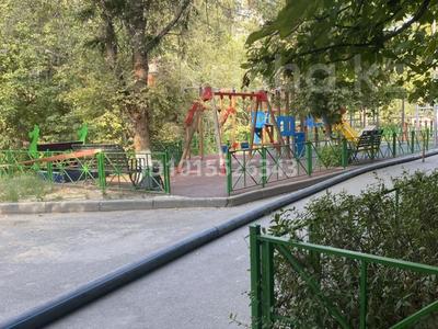 2-бөлмелі пәтер · 54 м² · 2/5 қабат, 16-шағынаудан 32, бағасы: 150 000 ₸ в Шымкенте, Аль-Фарабийский р-н