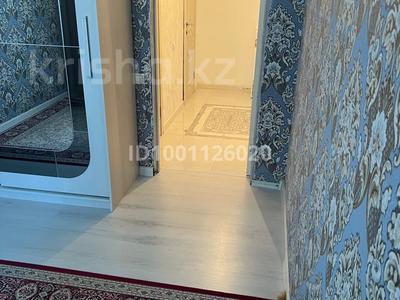 2-бөлмелі пәтер · 69 м² · 4/5 қабат, мкр. Алтын орда, Алтын орда ш/а. 338 — Сымбат мектеп 63 мектеп касында, бағасы: 25 млн ₸ в Актобе