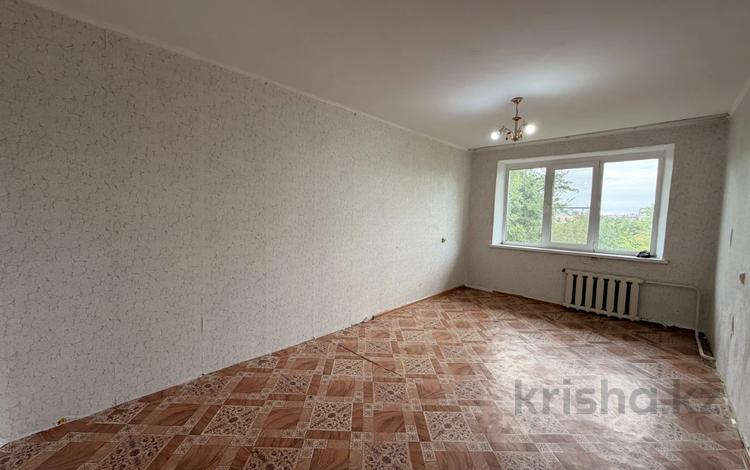 2-комнатная квартира · 56 м² · 5/5 этаж, Северо восток2 27 за 15.2 млн ₸ в Уральске — фото 2