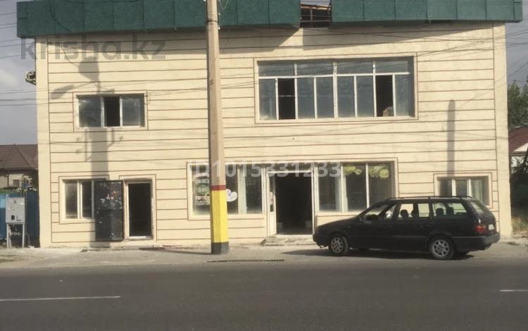 Свободное назначение, офисы, магазины и бутики, склады, азс, автосервисы и автомойки, общепит, салоны красоты, бани, гостиницы и зоны отдыха, фитнес и спорт, медцентры и аптеки, развлечения · 1050 м² за 800 000 ₸ в Таразе — фото 2