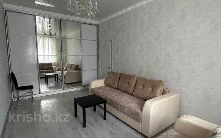 1-бөлмелі пәтер · 40 м² · 3/8 қабат, Кабанбай Батыра 58Б, бағасы: 31.9 млн ₸ в Астане, Есильский р-н — фото 3