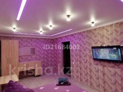 Сағатына пәтерлер в Павлодарской обл.: 1-бөлмелі пәтер · 34.4 м² · 2/9 қабат, Назарбаева 25 — Артур, бағасы: 500 〒 1-бөлмелі пәтер · 34.4 м² · 2/9 қабат, Назарбаева 25 — Артур, бағасы: 500 〒 в Павлодаре