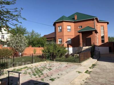 Отдельный дом · 6 комнат · 315 м² · 10 сот., Мкр.Атырау за 63 млн ₸