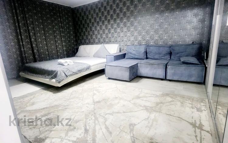 1-комнатная квартира · 40 м² · 2/5 этаж, мкр Кадыра Мырза-Али, Женис — Оббщеустановленый, упращеный режим гостиничное проживание за 10 000 ₸ в Уральске — фото 127