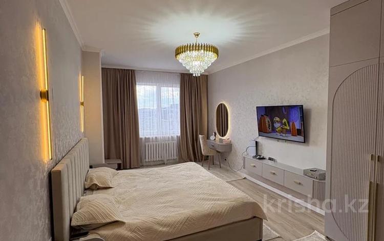 3-комнатная квартира · 144 м² · 6/20 этаж, Шамши Калдаяков 1 за 62 млн ₸ в Астане, Сарайшык р-н — фото 2