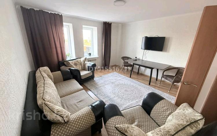 3-бөлмелі пәтер · 74 м² · 2/5 қабат, Пригородный ш/а. 105/1, бағасы: 300 000 ₸ в Астане, Есильский р-н — фото 2