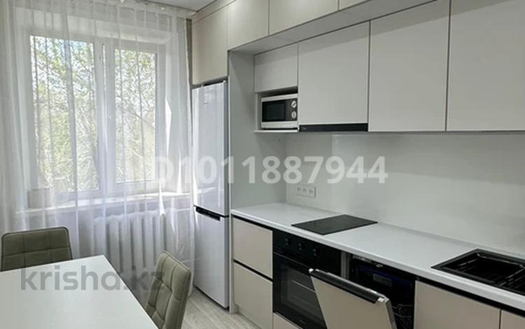 3-бөлмелі пәтер · 63 м² · 4/5 қабат, Сатпаева 46, бағасы: 23 млн ₸ в Экибастузе — фото 2