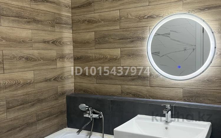 2-бөлмелі пәтер · 40 м² · 11/12 қабат, Бақтыораз Бейсекбаева 11, бағасы: 25 млн ₸ в Астане, р-н Байконур — фото 2