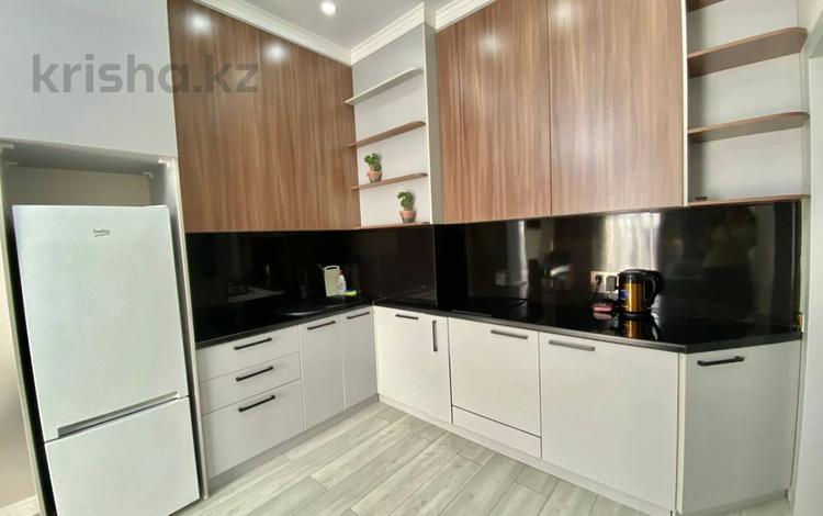 2-комнатная квартира, 45 м², 5/10 этаж помесячно, Розыбакиева 248