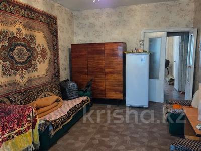 2-бөлмелі пәтер · 55 м² · 2/5 қабат, 3-шағынаудан 11 — Янги Шахар, бағасы: 20.5 млн ₸ в Шымкенте, Туран р-н