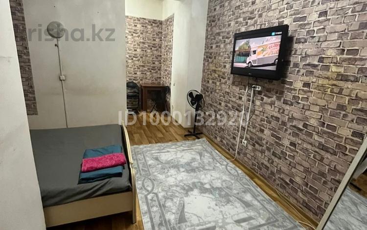 1-бөлмелі пәтер · 30 м², Ақсай-1А ш/а. 30А, бағасы: 2 000 ₸ в Алматы, Ауэзовский р-н — фото 2