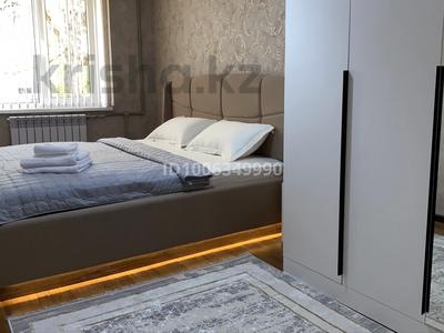 2-бөлмелі пәтер · 43 м² · 2/5 қабат, Мкр Талас (6) 26 — 6 мкр, Заправка Газпромнефть - Khan Fitness, бағасы: 13 000 ₸ в Таразе