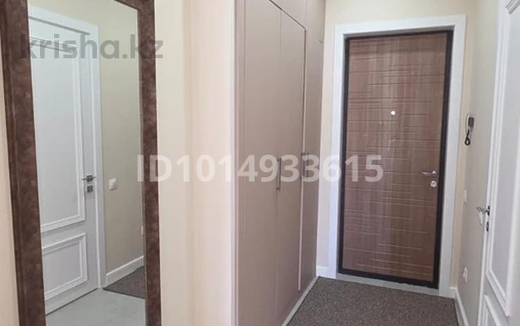 1-комнатная квартира · 50 м² · 8 этаж, Достык 8б за 330 000 ₸ в Астане, Есильский р-н — фото 2