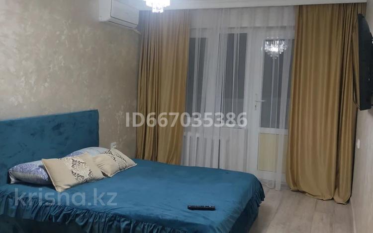 1-комнатная квартира · 31 м² · 2/5 этаж, Авангард-4 2a — Владимирский за 12 000 〒 в Атырау, мкр Авангард-4 — фото 9