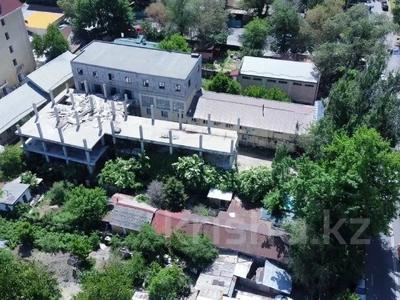 Коммерциялық жылжымайтын мүлік в Алматы: Еркін, кеңселер, дүкендер мен бутиктер, қоғамдық тамақтану орны, сұлулық салондары, монша, қонақ үй және демалыс орындары, медорталықтар мен дәріханалар, білім орталықтары, ойын-сауық · 1400 м², бағасы: 490 млн 〒 Еркін, кеңселер, дүкендер мен бутиктер, қоғамдық тамақтану орны, сұлулық салондары, монша, қонақ үй және демалыс орындары, медорталықтар мен дәріханалар, білім орталықтары, ойын-сауық · 1400 м², бағасы: 490 млн 〒 в Алматы, Алмалинский р-н