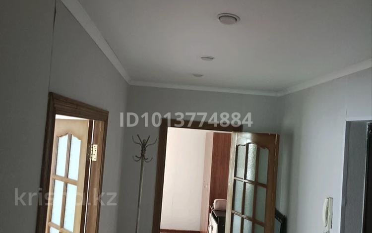2-бөлмелі пәтер · 54 м² · 8/9 қабат, Затаевича 33, бағасы: 22 млн ₸ в Семее — фото 2