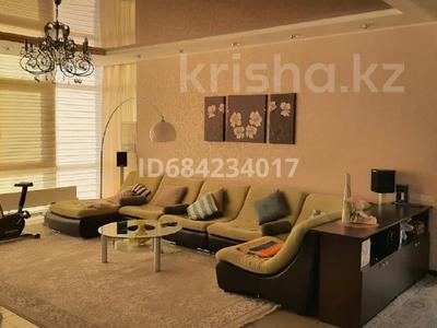 8-бөлмелі пәтер · 360 м² · 5/6 қабат, Масина, бағасы: 170 млн ₸ в Уральске
