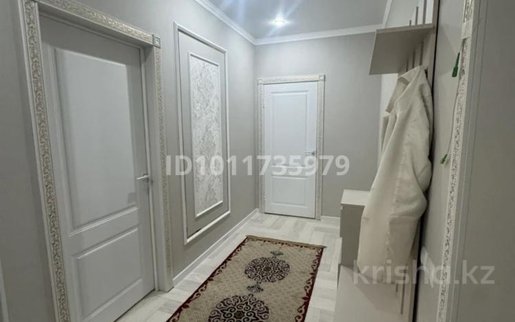 1-комнатная квартира · 60 м² · 1/6 этаж, 38-й мкр за 12 000 ₸ в Актау — фото 2