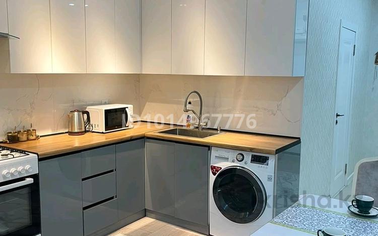 1-комнатная квартира · 50 м² · 2/6 этаж, 38-й мкр за 10 000 ₸ в Актау — фото 2