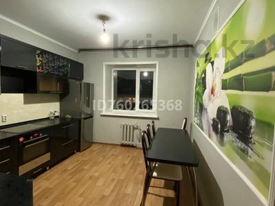 1-комнатная квартира · 45 м² · 4/9 этаж, Утепбаева 42 за 23 млн 〒 в Семее