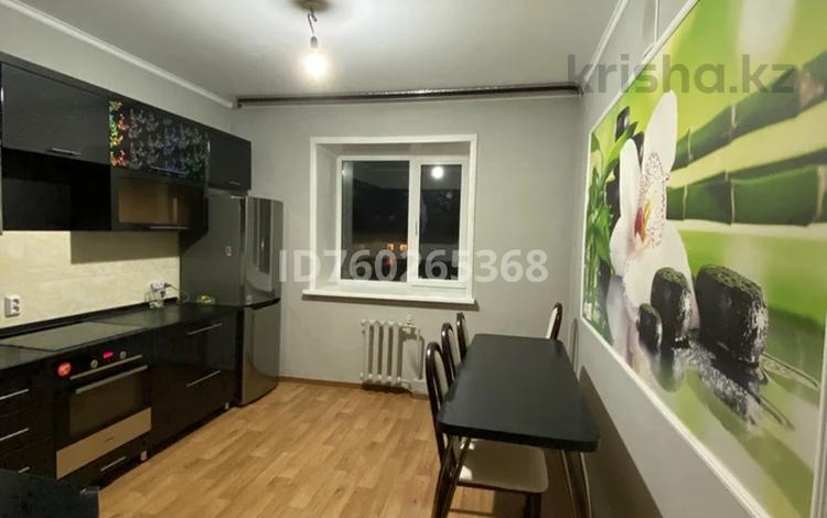 1-комнатная квартира · 45 м² · 4/9 этаж, Утепбаева 42 — Между Океаном и Новостройке за 21.5 млн ₸ в Семее — фото 2