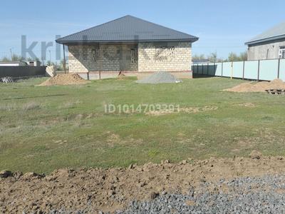 Нарықтан төмен бағаланған сатылымдағы пәтер, орналасқан жері: Новостпеновка 24