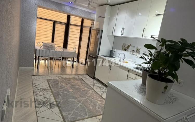 3-бөлмелі пәтер · 95 м² · 3/5 қабат, Нұрсәт ш/а, бағасы: 320 000 ₸ в Шымкенте, Каратауский р-н — фото 2