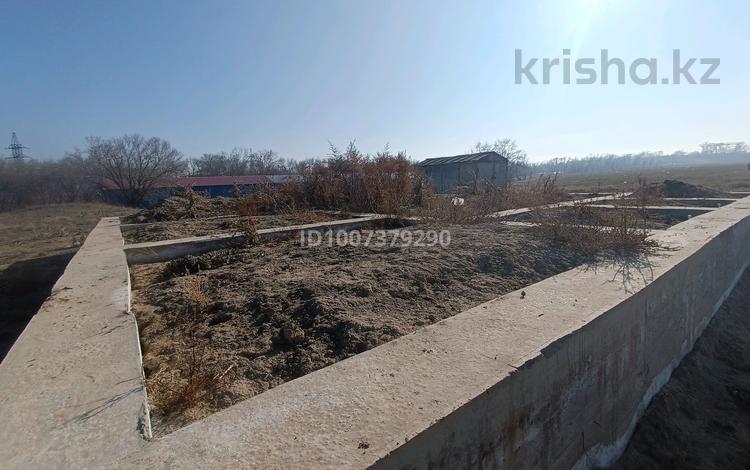 Жер телімі · 8 сотық, Көкбастау 155 — Трасса Алматты Бишкек, бағасы: 3.5 млн ₸ в  — фото 2
