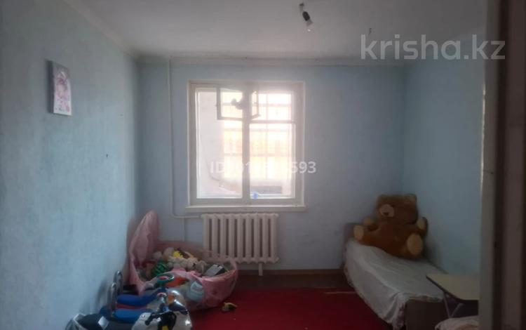 4-комнатная квартира · 86 м² · 2/5 этаж, 6 микрорайон 4 за 13.5 млн ₸ в Лисаковске — фото 4