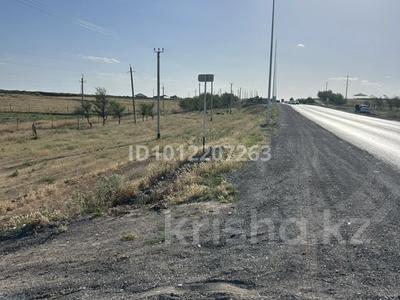 Жер телімі · 1.25 га, Трасса Сарыагаш Шымкент — Рядом кафе Щер Қала вдоль дороги, бағасы: 125 млн ₸