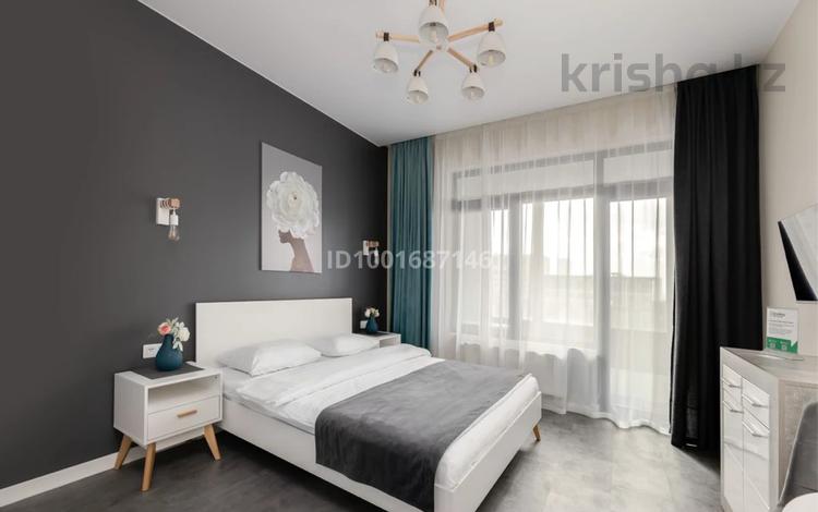 1-комнатная квартира · 55 м² · 3/25 этаж, мкр 11 112А — Керуен Сити, Мега, World class, City shopping, Кфс, Бургер за 1 000 〒 в Актобе — фото 13