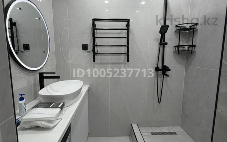 3-бөлмелі пәтер · 75 м² · 7/9 қабат, мкр Нурсая 113 — Рядом школа СТГ, бағасы: 30 млн ₸ в Атырау — фото 27