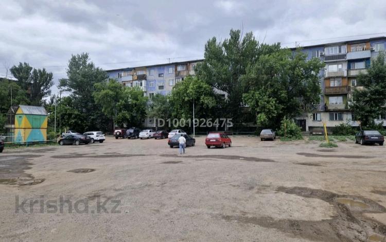 3-бөлмелі пәтер · 61 м² · 1/5 қабат, Майкудук, Майкудук, 15й микрорайон — улица Майлина, бағасы: 13 млн ₸ в Караганде, Алихана Бокейханова р-н — фото 6