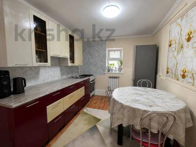 Отдельный дом · 3 комнаты · 94.5 м² · 4 сот., Султан Бейбарыс 118 за 14.5 млн ₸ в Атырау