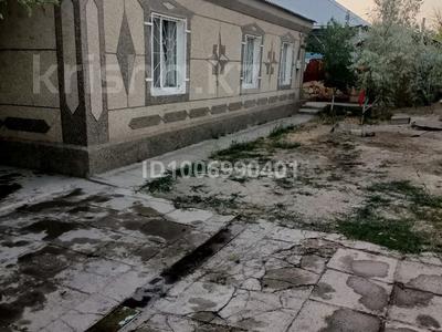 Жеке үй · 4 бөлме · 123 м² · 6 жүзд., Қойбакова 15 — Гомолея, бағасы: 33 млн ₸ в Таразе