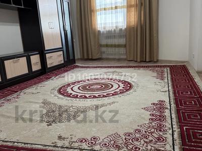 Аренда квартир в Туркестанской обл.: 3-комнатная квартира · 88 м² · 2/12 этаж, 9 улица 26/2 — Дворец школьников, Народный банк за 180 000 〒 3-комнатная квартира · 88 м² · 2/12 этаж, 9 улица 26/2 — Дворец школьников, Народный банк за 180 000 〒 в Туркестане