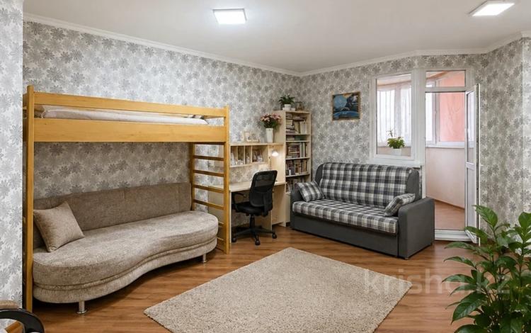 1-бөлмелі пәтер · 56 м² · 13/14 қабат, Таугүл-1 ш/а., Сулейменова 24а, бағасы: 50 млн ₸ в Алматы, Ауэзовский р-н — фото 2