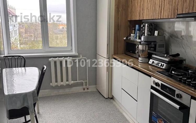 3-бөлмелі пәтер · 62.9 м² · 5/5 қабат, Тауелсыздык 170 — Урицкого пересечение Тарана, бағасы: 25.5 млн ₸ в Костанае — фото 2