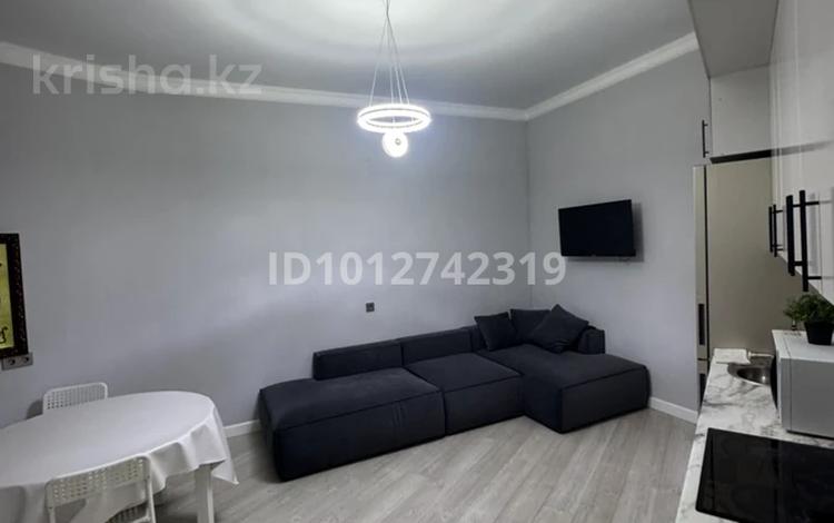 2-комнатная квартира · 61 м² · 13/13 этаж, Каныша Сатпаева за 15 000 ₸ в Усть-Каменогорске — фото 2