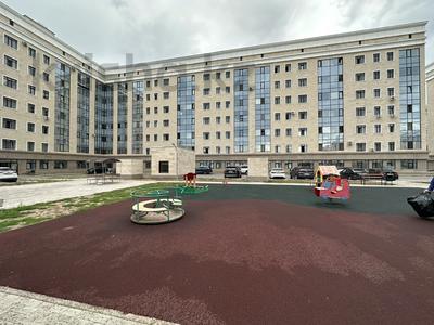 3-комнатная квартира, 128 м², 3/8 этаж, Мәңгілік Ел 21 за 52 млн 〒 в Астане, Есильский р-н