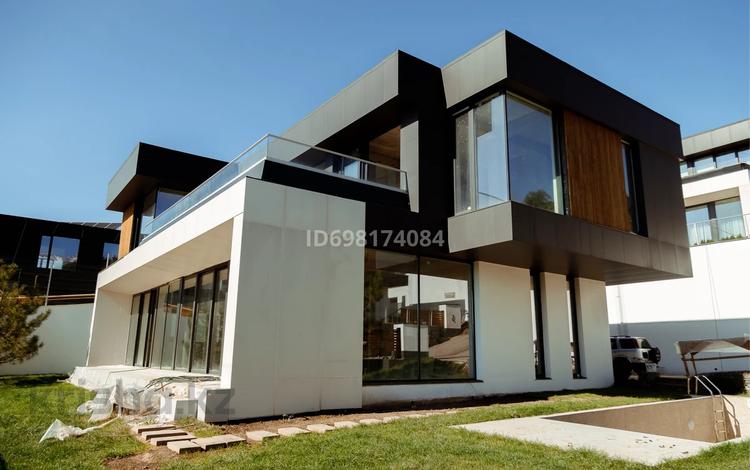 Отдельный дом · 5 комнат · 407 м² · 8 сот., Кайсенова 105/7 за 560 млн 〒 в Алматы — фото 2