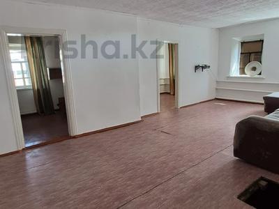 Жеке үй · 3 бөлме · 63 м² · 6.5 жүзд., Избасарова 32, бағасы: 17.7 млн ₸ в Талдыкоргане